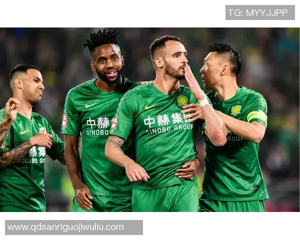 重庆篮球队在邀请赛中以56分稳居积分榜首位引发关注